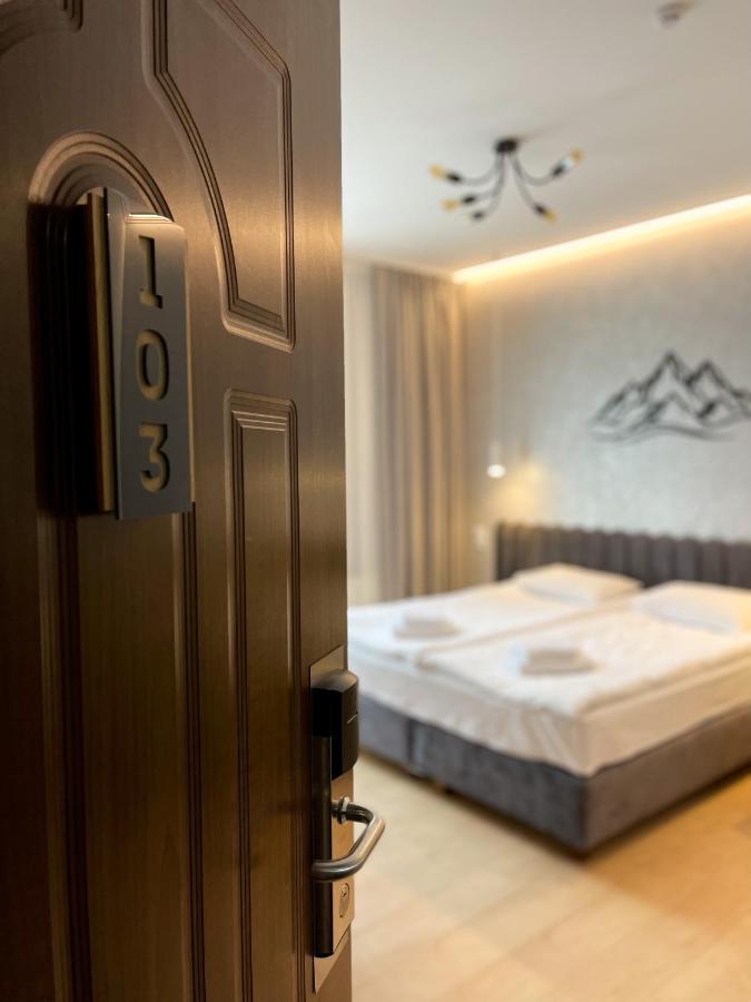 Hotel Skilandhouse Буковел Екстериор снимка